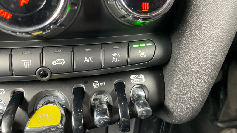 MINI Hatchback 135kW Cooper S Level 2 33kWh 3dr Auto Electric Hatchback